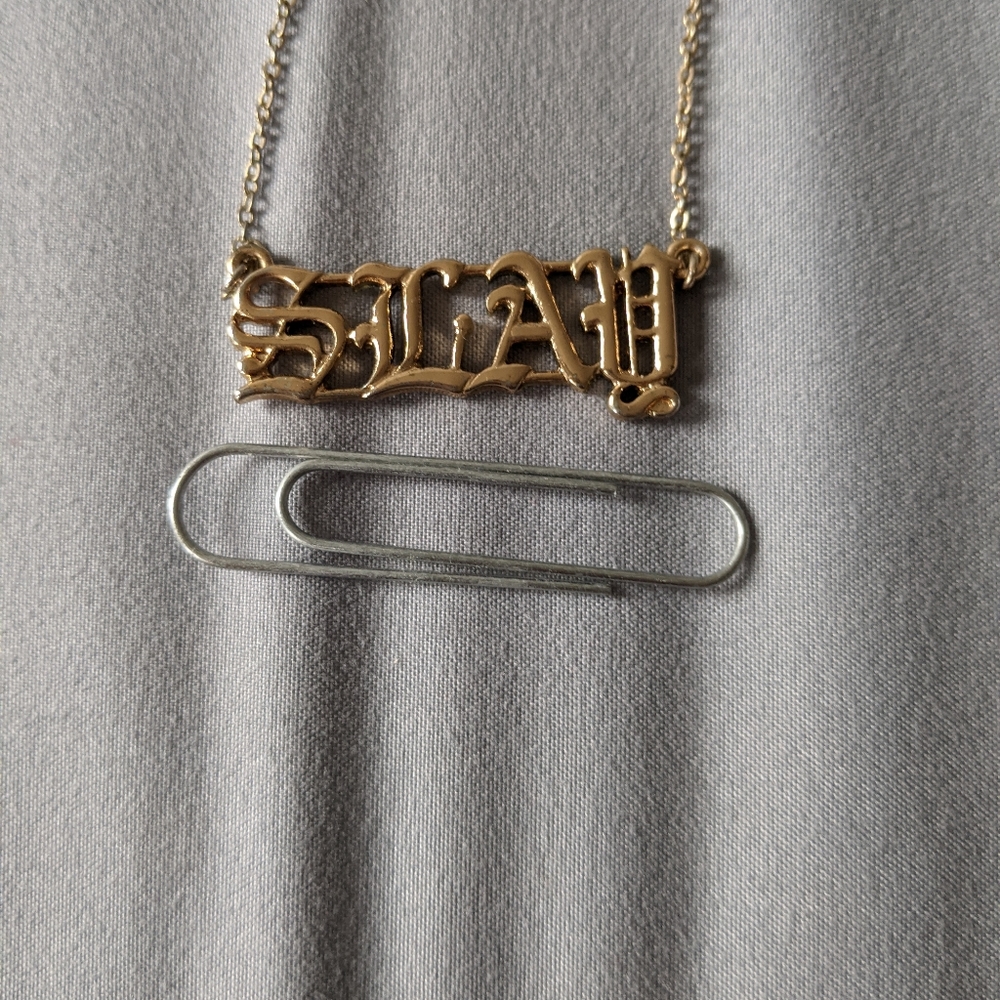 Forever 21 Gold Script "Slay" Necklace - Picture 6 of 7